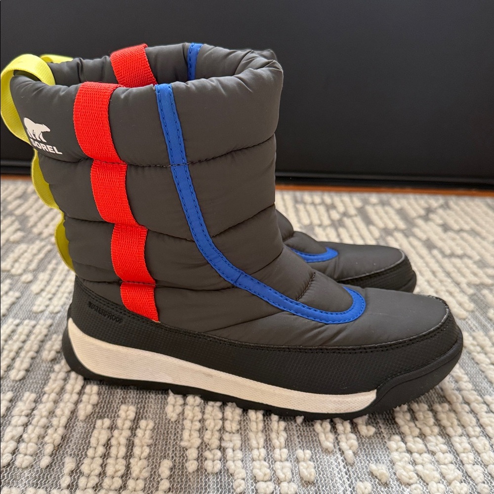 Sorel Boots - Picture 3 of 8